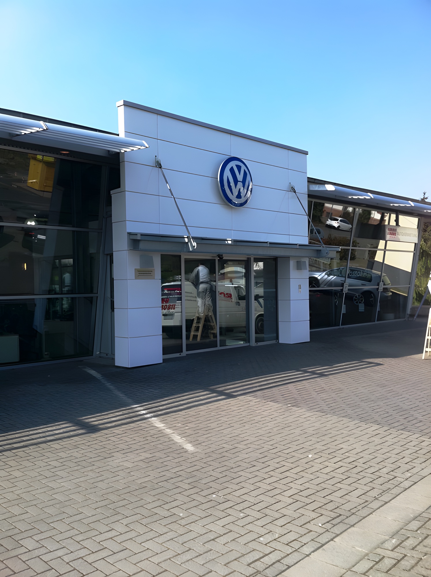 Autohaus nach der Modernisierung